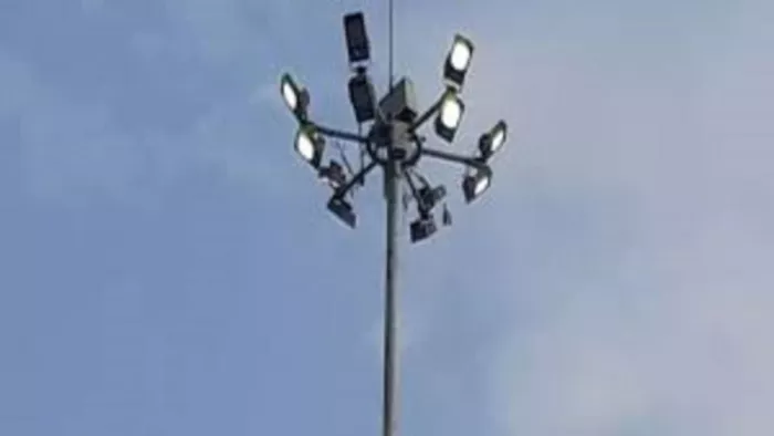 PRATAPGARH NEWS: More than 185 high -mast institutions have forgotten to surrender in the district, most of the neglect is bad – Pratapgarh High Mast Light inexplicable and wasted for funds