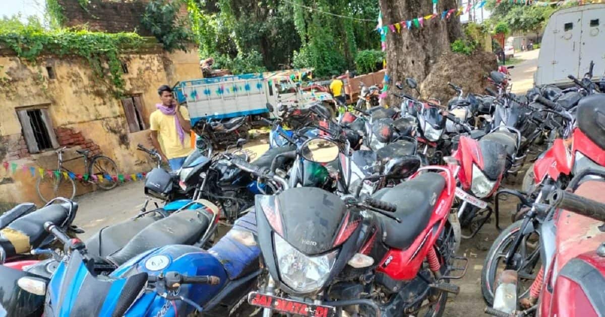 Bicycle stolen on the Loni border of Ghaziabad, two thieves stole Splendor Bike