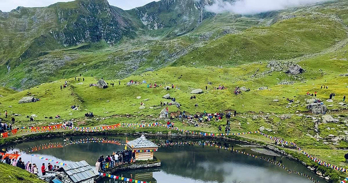 Accident on the birthplace: The youth that goes to the world’s highest highlight