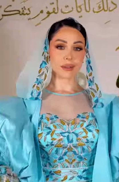 هيا كرزون تخطف الأنظار في عقد قرانها.. إطلالة ملكية بلمسات شرقية فاخرة. لمزيد من الصور زوري