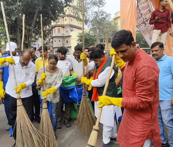 The Gogadev Navami festival was celebrated with pump in Indore, the cleaning system became good despite the holiday of Scavengers