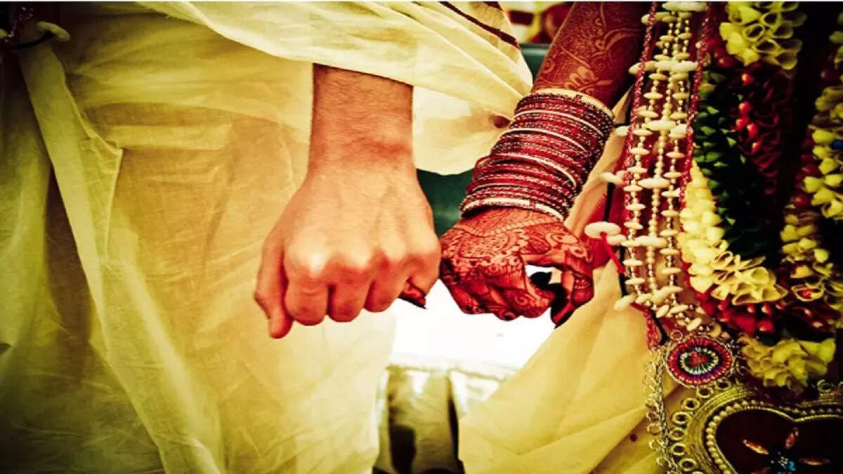 BJP leader’s daughter liked the marriage, video went on social media viral