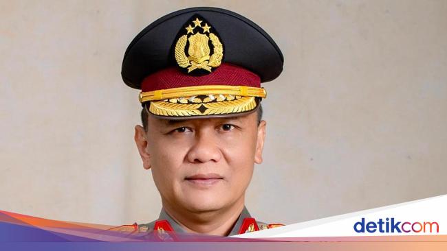 West Sumatra-Riau Regional Police Collaboration Clean Kuantan River from Upstream to downstream