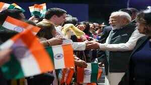 The Tricolor waves, Modi-Modi, kept the slogans of ‘Bharat Mata Ki Jai’ as soon as they reached London, the overseas Indians welcomed the Premier Modi