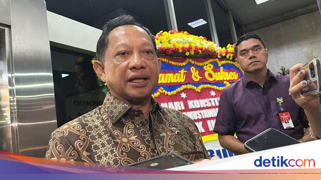 There is another demonstration of the Pati Regent, Home Affairs Minister Tito asked residents not to be anarchic