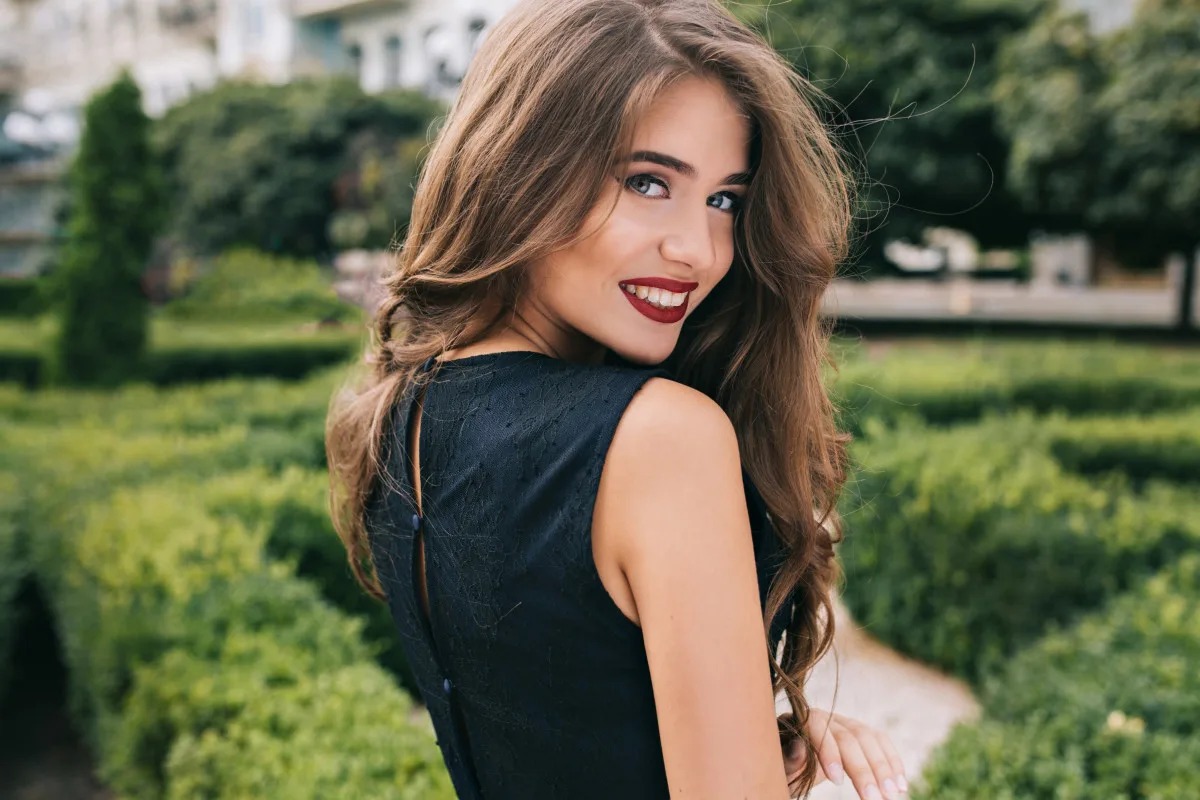 تعرفي من خلال هذا الرابط. أكثر سماتك جاذبية بناءً على تاريخ ميلادك