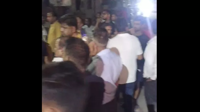 Moradabad News: In the march, controversies with slums in the march, three injured in assault – Moradabad clashes over DJ volume during Shobha Yatra, several injured