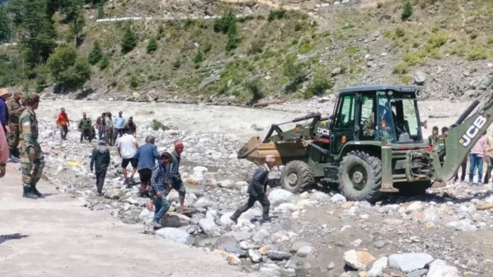 Dharali cramp: The work to channel the lake in Harshil with the rear charger will be public life common -Uttarkashi News attempts to restore life into a Ramphit Dharali and Haaril