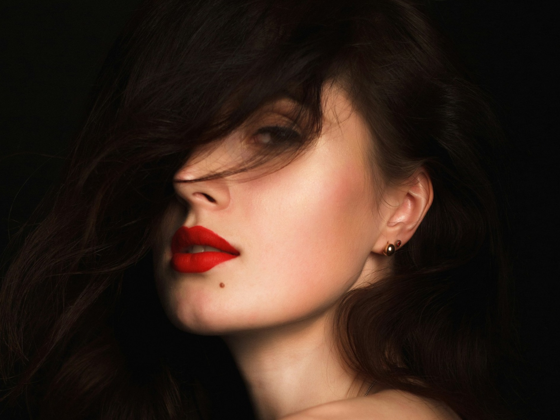 Learn the best lipstick-shed-cure-color combination
