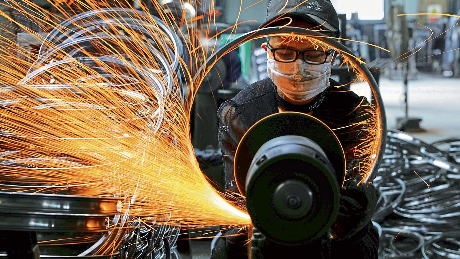 Govt plans factory groups, major reforms to increase the economy amid the US tariff
