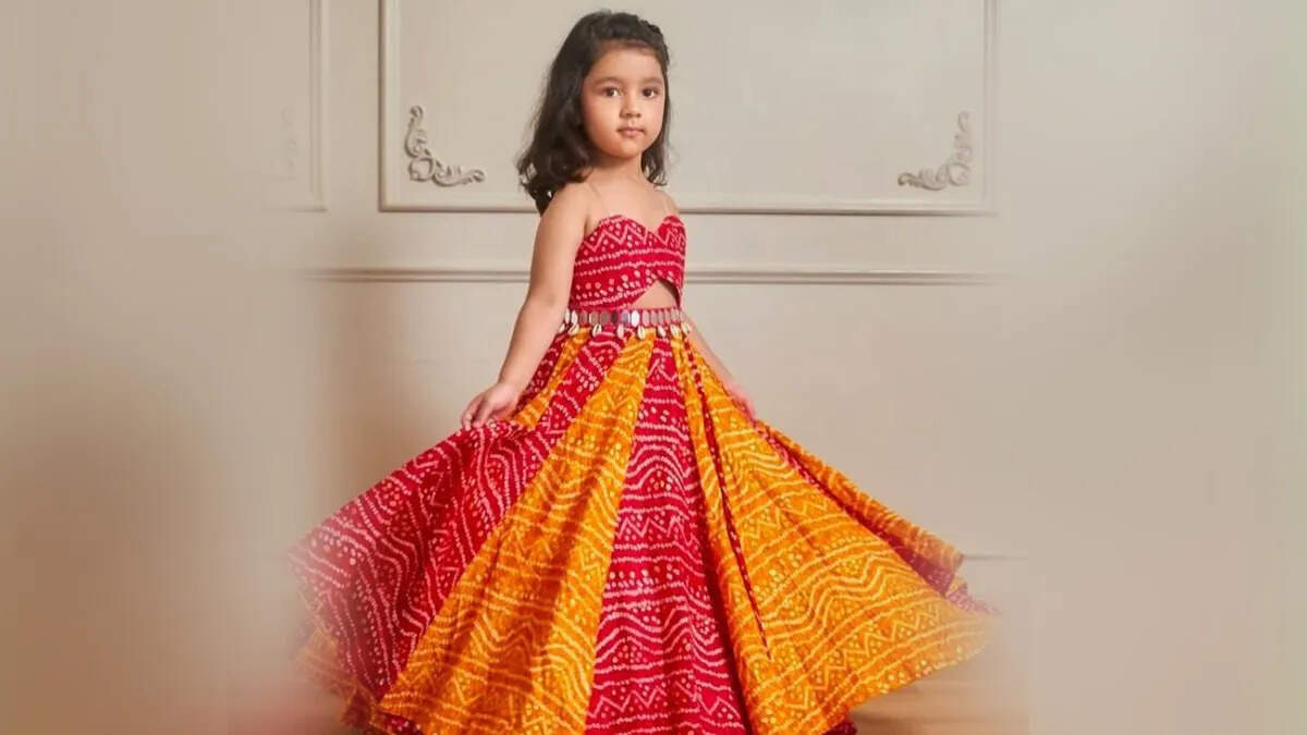 Wear this stylish lehenga, carry you spoil to make green tea special, the most beautiful will be