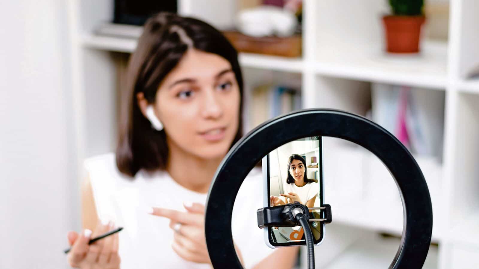 India’s influencers cast as the approval of the betting app -approval facing