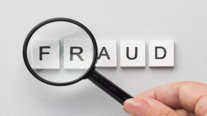 44.20 lakhs cheated by pretending to be profitable to invest in stock trading in Ghaziabad, stay away from such a WhatsApp group – Woman Cyber ​​Fraud loses 44 lakh in equity scam