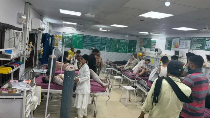 Explosion in LPG tanker in Hoshiarpur, Punjab, a village turned into fire peel; More than 100 people scorched -LPG tanker explosion in Hoshiarpur injured over 100