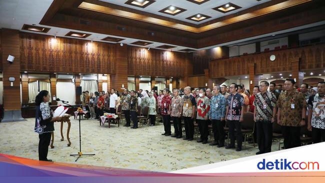 Semarang mayor installs 126 officials, make sure there is no satisfaction