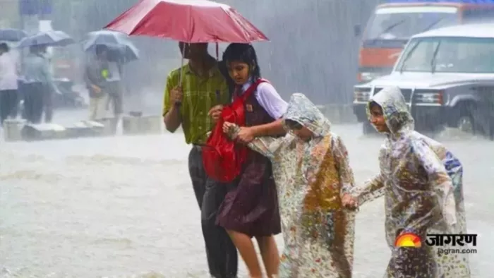 Up Weather: Monsoon will show the attitude again in UP! Warning of heavy rain in 15 districts, including Pratapgarh and Varanasi – again update Lucknow Heat and Humidity IMD Heavy Rain Alert in 15 Districts Ken Agra Moradabad Pratapgarh Meerut Weather For