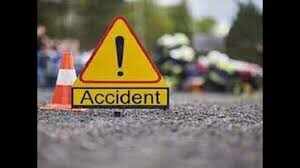 Painful road accident in Pamgarh: Scooty bots with standing truck, two friends are dead