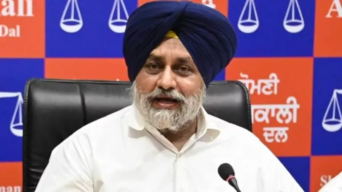 Fazilka News: Kinnu’s gardens destroyed by floods, sought the sad leader Sukhbir Badal 1 Lakh compensation of the government for farmers -Sukhbir Badal demands composers from the government of Abohar farmers