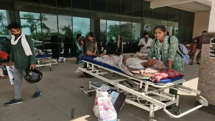 Gorakhpur Aiims: Doctors refuse, the police have recruited; Refer to Four Hours – Gorakhpur Aiims Patient is struggling by police intervention