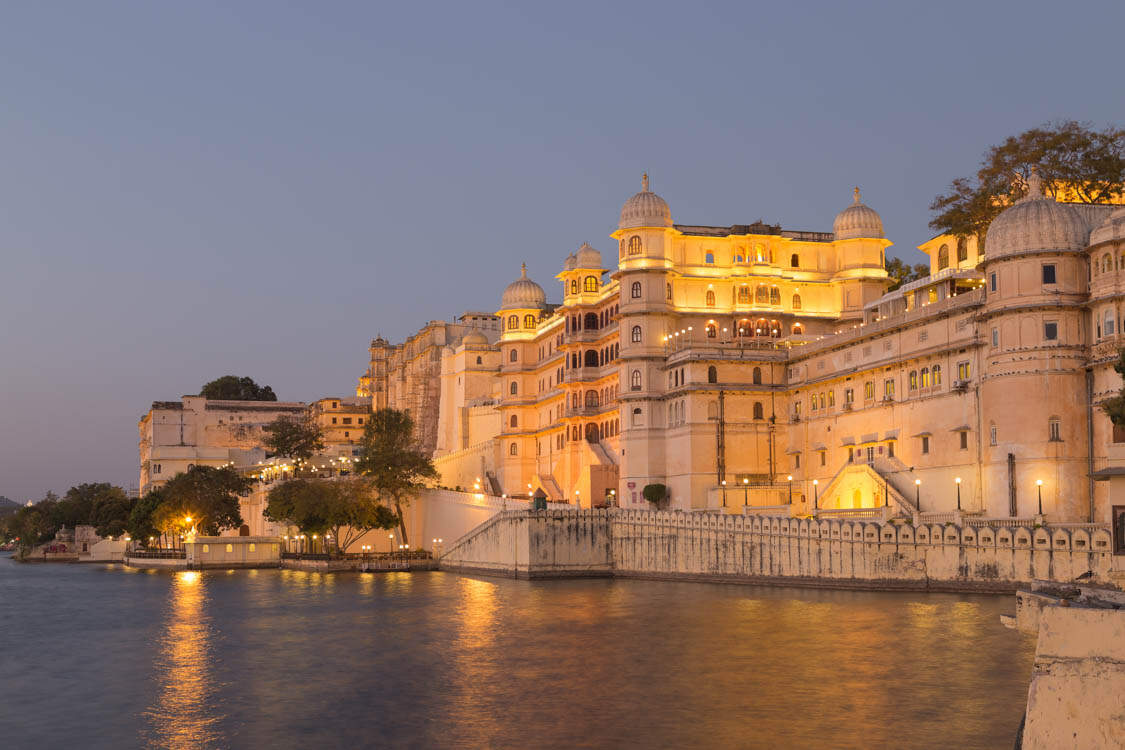 Udaipur City Palace: The most beautiful jewel of the city of lakes, teaches its history, architecture and great attraction in viral documentary