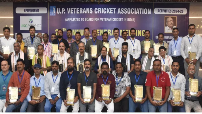 Indramohan Rohatgi became the president of UP Veterans Cricket Association, T20 Final and Challenge Trophy decided – Up Veterans Cricket Association President Indra Mohan Rohatgi elected in Kanpur