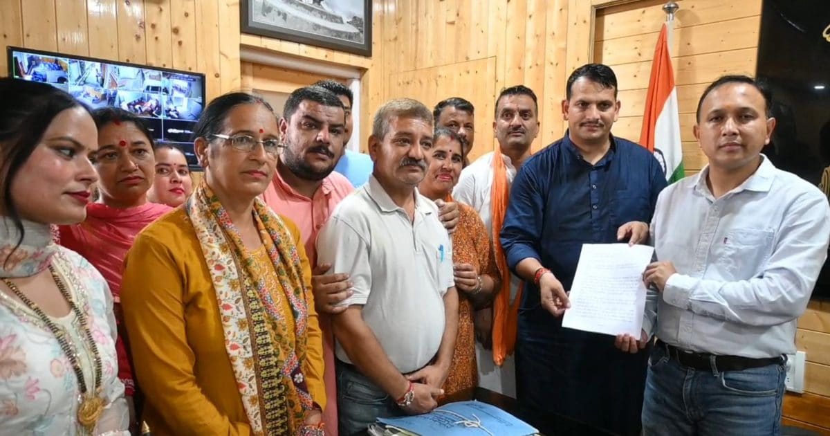 No 1000 Crores … Sukhu government will only give 92 Bigha land to Mirbakhsh, now people who have come off in protest have warned the administration