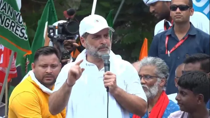 Voter Adhikar Yatra: Rahul, when it comes to Chirah’s marriage, said it – Rahul Gandhi Dodges CM question during the marriage of Chirah.
