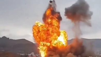 فيديو | قصف إسرائيلي يستهدف مخازن الغاز، ومحطة كهرباء حزيز، وموقعاً عسكرياً محاذياً للقصر…
