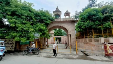 A unique tradition that has been going on in the place for 500 years! Mangala Aarti is held on the same day at Radhashtami – Radhashtami Fri -year -old tradition Mangala Aarti and Swami Haridas