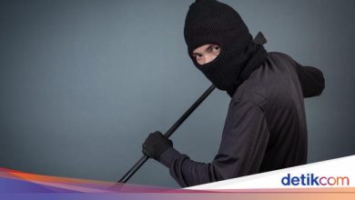 Thieves also exchange money at the Bogor gas station as well as HP operators