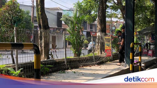 Police placed a hundred supporters of Persib after the collision in yogja