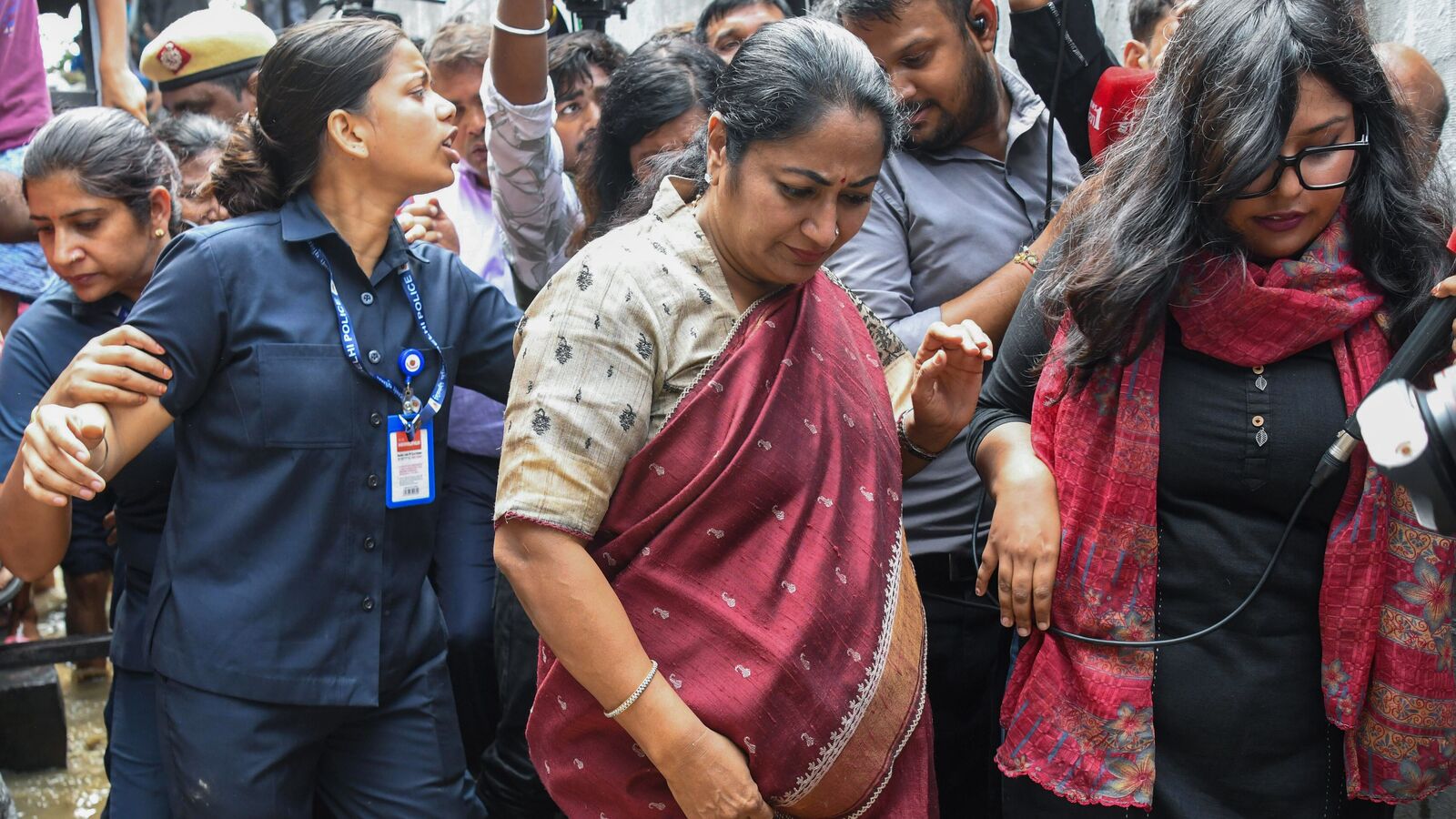 Delhi police arrest second in CM Relha Gupta attack case, Tahseen Syed is arrested