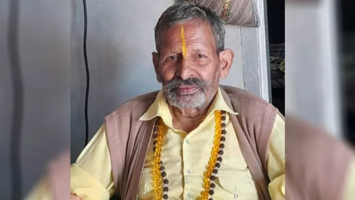 On what day does Ganesh Chaturthi celebrate, when to make the moon? Answer to every question here – on what day should we celebrate Ganesh Chaturthi when we see that the Moon Pandit Joshi answers every question