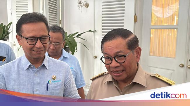 Meet Pramono, Minister of Health asks DKI to support health ship services on a thousand islands