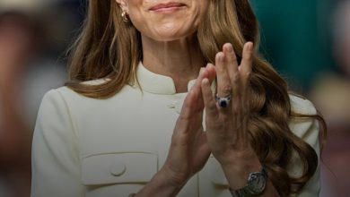 كيت ميدلتون تتألّق بإشراقة الشعر الأشقر الذهبي دعينا نلقي نظرة على ألوان شعرها المتغيّرة…