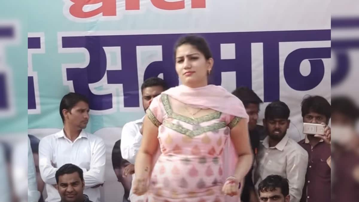 In a blue suit, Sapna Chaudhary, she cut a ruckus, she was convinced with “sweet sweet lyrics”, and bouncers also kept watching