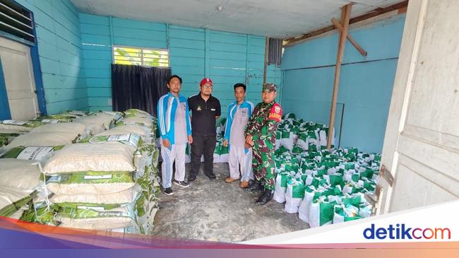 The Ministry of Social Affairs sends ramplogistics stock to Enggano Island Bengkulu