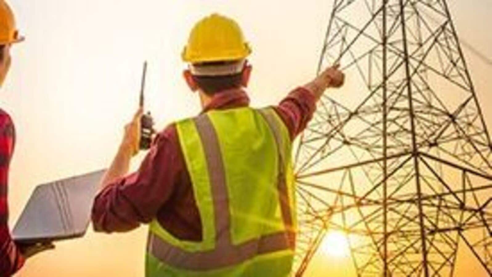 Vikran Engineering IPO Day 1: GMP, subscription status to review. Apply or not for this IPO in Ashis Kacholia?