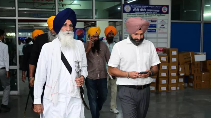 HARYANA NEWS: Jagdish Jhinda did a surprise inspection of Miri-Piri Hospital; Serious allegations against SGPC over expensive medicine – Jagdish Singh Jheenda inspects Haryana Gurdwara Hospital claims medicine that is too expensive