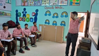 Teachers of Prayagraj government schools are creating new standards, their way of clashing to coach Institute -Prayagraj teachers empower students for competitive exams