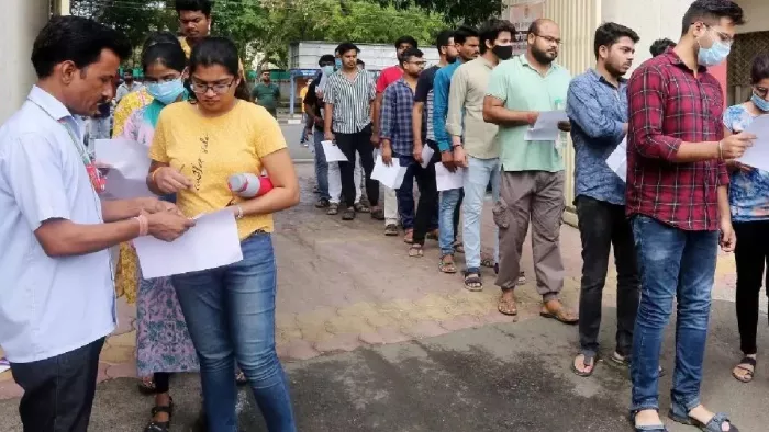 Eligible candidates available, so why not released the complete result … Assistant Acharya sought an answer from the government and JSSC in the appointment case – if eligible candidates are available, then the full result did not relieve the government