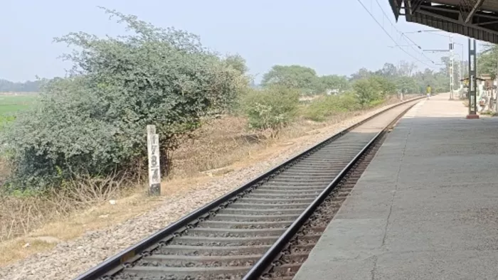 Travel from Varanasi to Azamgarh will be easy, the railroad board approved 15 km between Mau omseel -Varanasi Azamgarh Rail Route to shorten Mau -omBelie Project approval