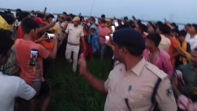 Man who saved his wife jumped in Kosi River by swimming, the adventure incident surprised everyone