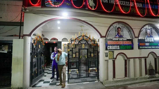 Shubhanshu Shukla’s great reception before returning to Lucknow today