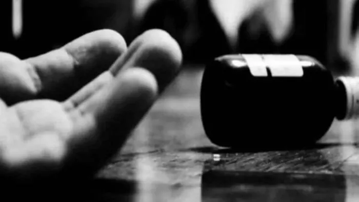 Up: The friendship of youth turned into ‘pyaar’, the intention of marriage, but the relationship with the woman was corrected, then the other poison engulfed – lake News Man tries to Suside after the gay love relationship is acidic