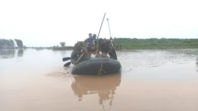 The marginal villagers of Jammu spent the horrible night on the roofs, says villagers of the fear of flooding villagers of the border area of ​​Jammu spent a terrible night on the roofs