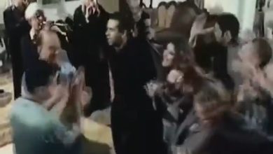 أنت وزمايلك لما مرتب أغسطس ينزل