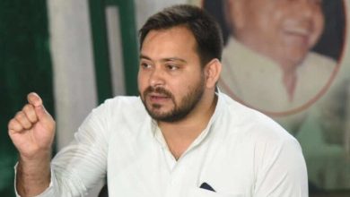 Tejashwi Yadav’s attack of the voter Adhikar Yatra’s stage! Nitish government accused of being bribery of 4 thousand crores, viral footage seen here