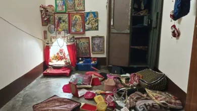 Fatehpur News: Cash and 30 Lakh -goods crossed from three places started police with an attack