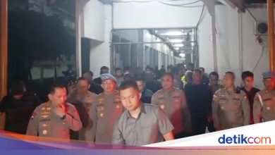 The National Police Chief arrived at the RSCM and met the victim’s family was crushed by Rantis Brimob